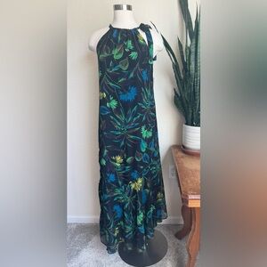 Taylor Women’s Size 8 Black Floral Maxi Dress‎ Halter flowy 8749M